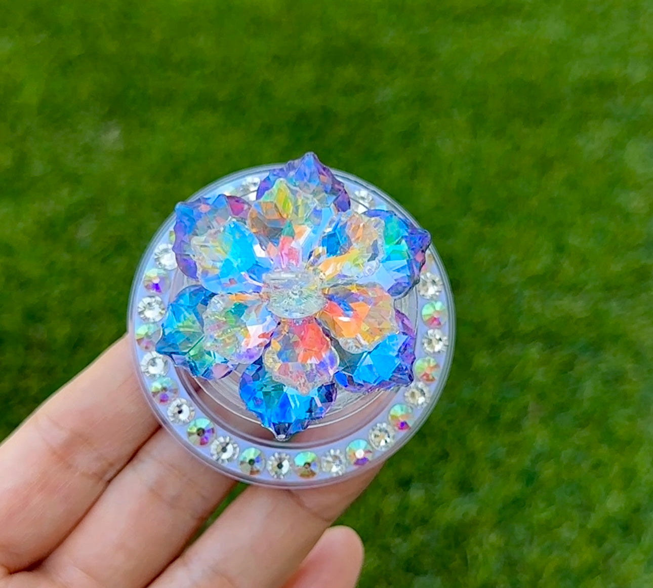 Crystal Flower Bling Bling Magnet Rhinestone Phone Grip g8