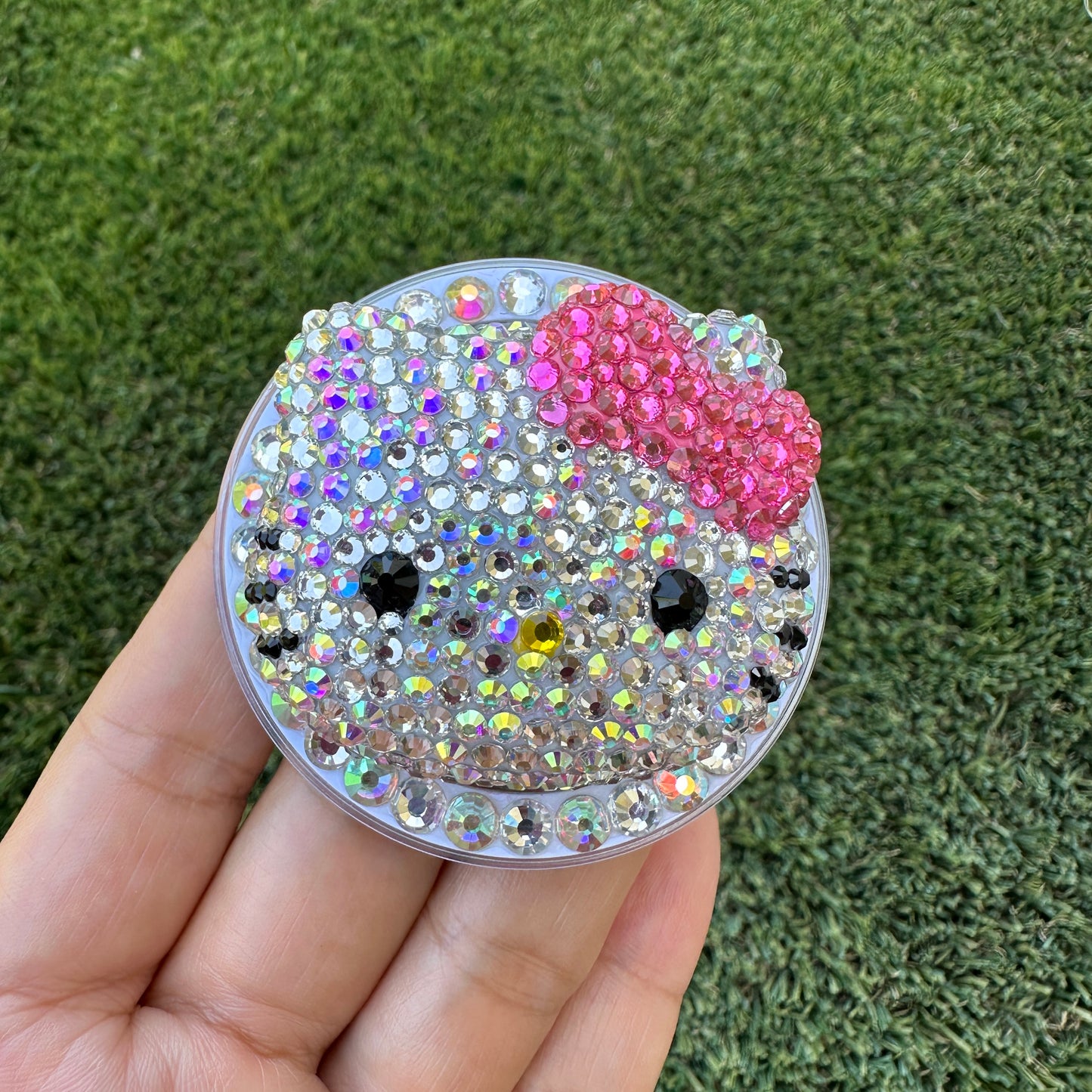 Crystal Bling Bling Kitty Cat Magnet Rhinestone Phone Grip g157
